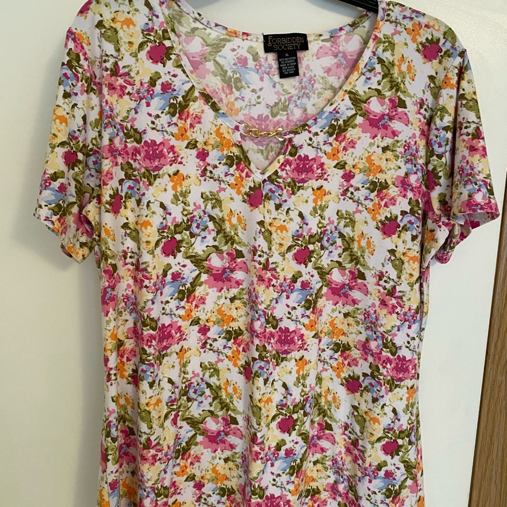 Cream Fitted Short Sleeve T-Shirt